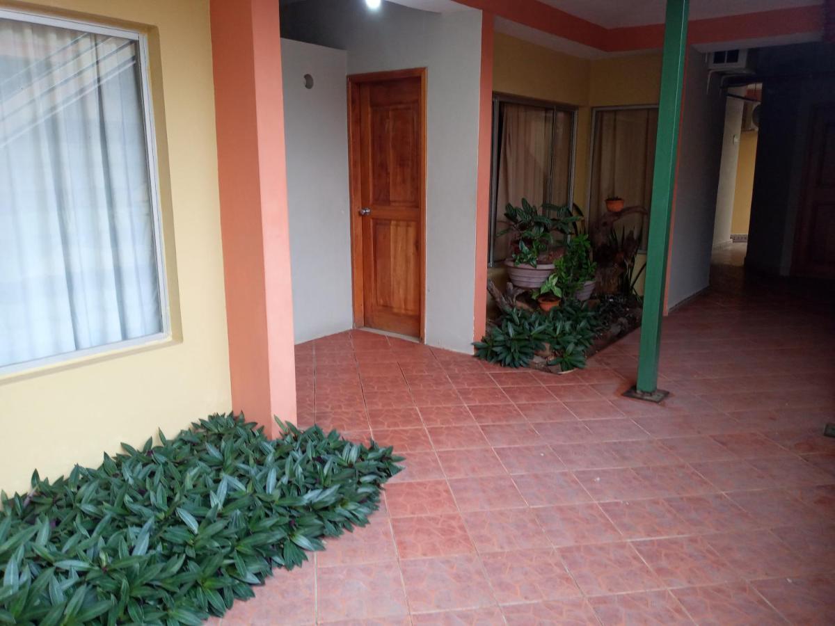 Hotel Palmeras Galapagos Puerto Ayora  Eksteriør bilde